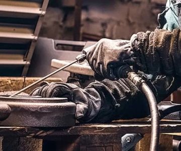 The Science Behind Cast Iron Restoration: Key Insights & Techniques