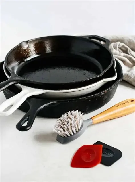 Best Way to Clean Vintage Cast Iron Cookware