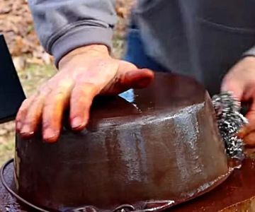 How to Restore Cast Iron Like a Pro in 2025