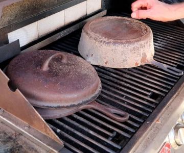 How to Restore and Refinish Cast Iron Pans | Cast Iron Restoration Guide