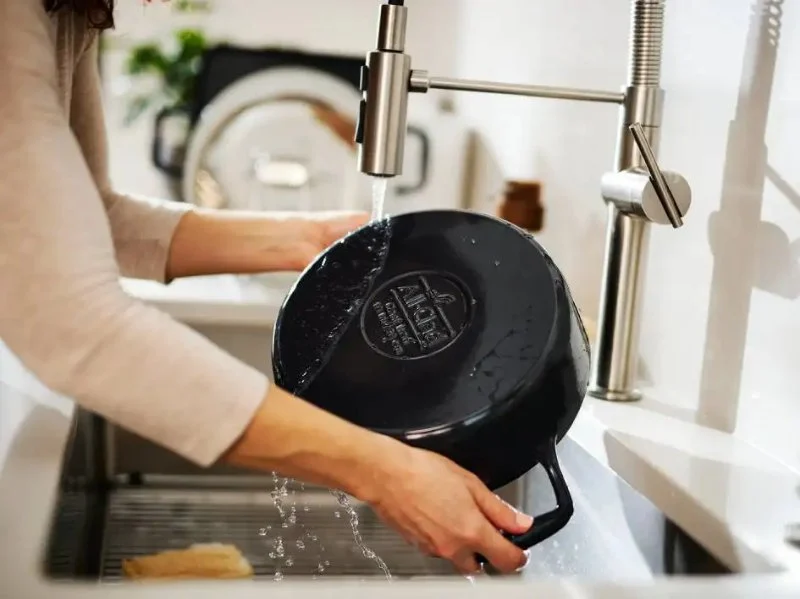 Beginner’s Guide to Cast Iron Restoration Service in Your Kitchen