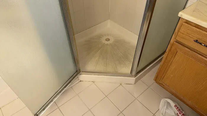 Odorless Bathtub Refinishing Picture 4