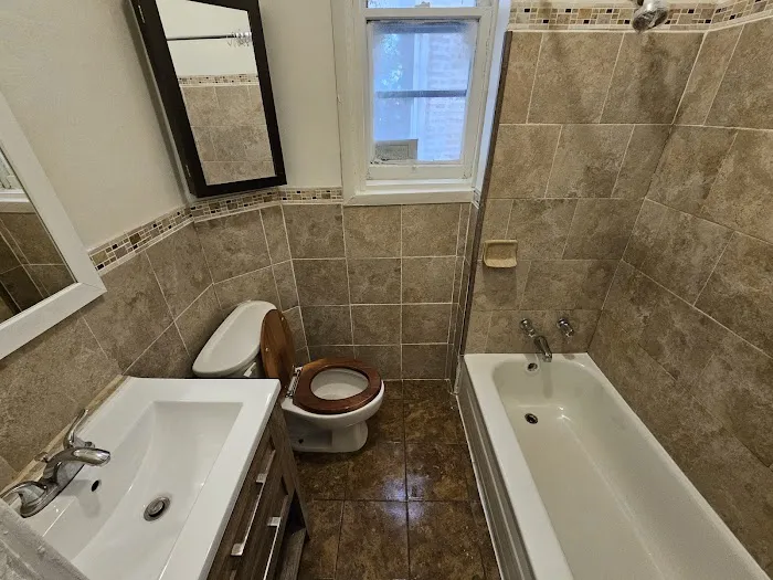 Odorless Bathtub Refinishing Picture 8