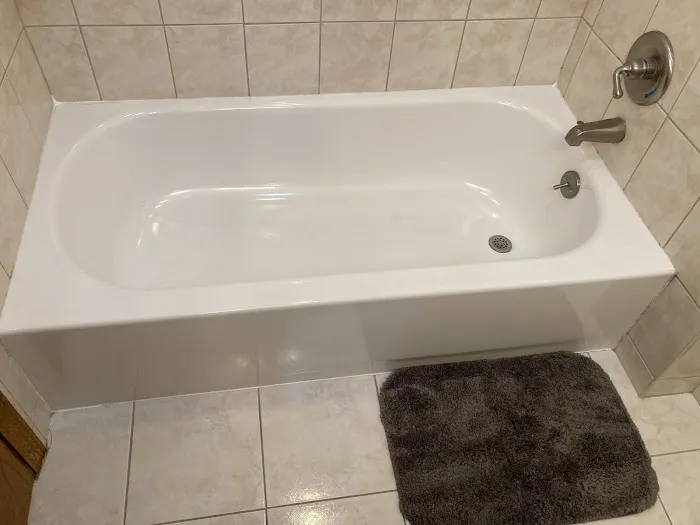 Bathtub and Tile Refinishing PROS Picture 9