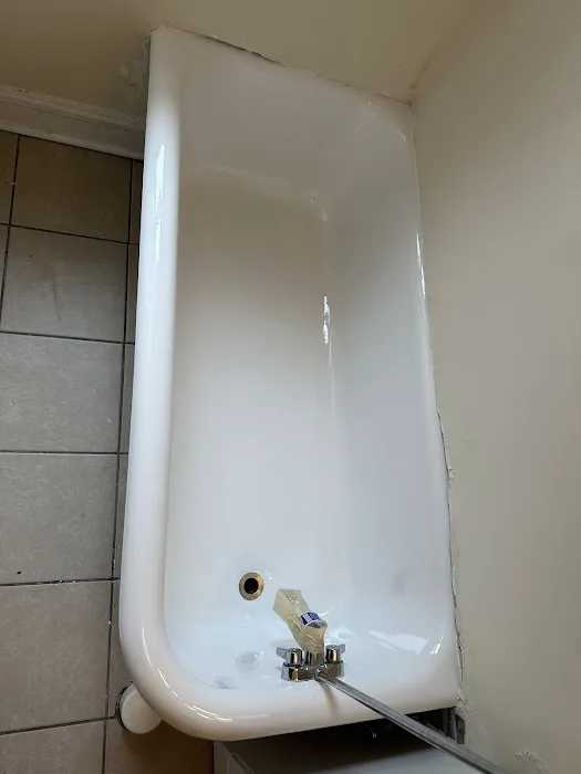 Chicago Bathtub Refinishing I Art of Tub Reglazing Picture 5
