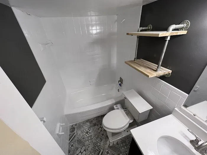 Tub Coaters Tub and Tile Refinishing Picture 6