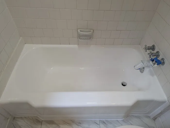 Tub Coaters Tub and Tile Refinishing Picture 5