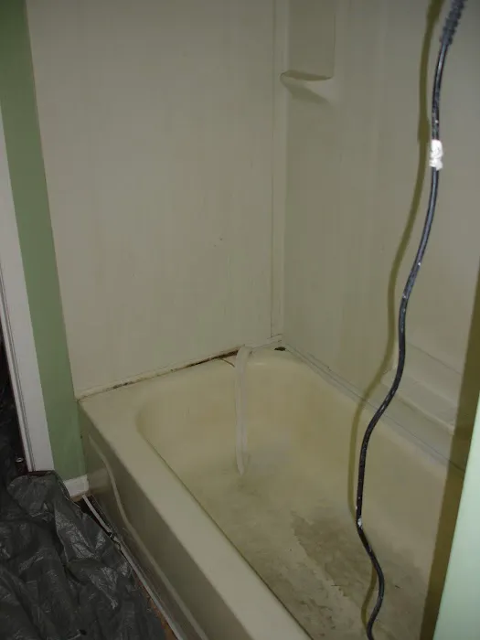 Tub Coaters Tub and Tile Refinishing Picture 8
