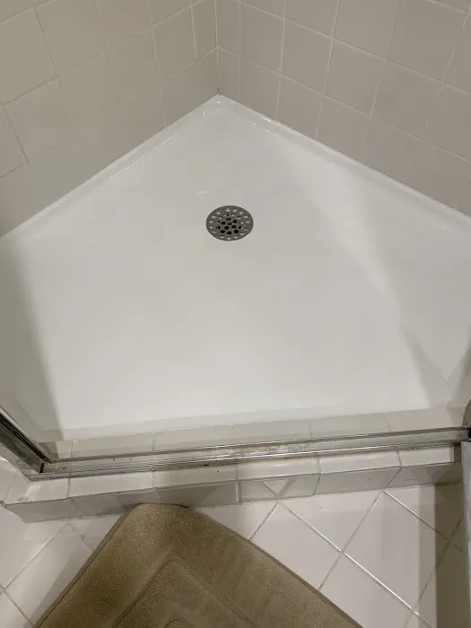 Tub Coaters Tub and Tile Refinishing Picture 7