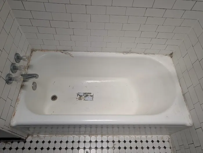 Armorkote Refinishing and Bathtub Reglazing Philadelphia and Bucks County Picture 2