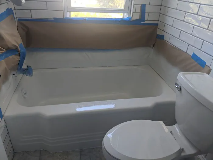 Everglaze Coatings | Bathtub Refinishing and Reglazing Services Picture 5