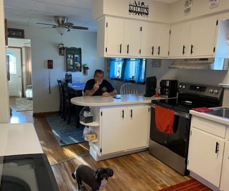 Nelson's Refinishing