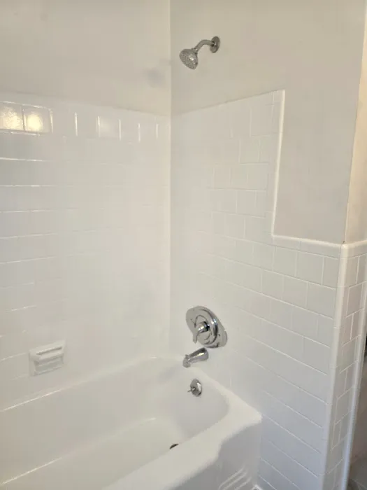 Baltimore's Best Tub Refinishing Picture 3