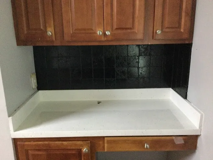 Bathtub And Kitchen Countertop Refinishing Picture 9