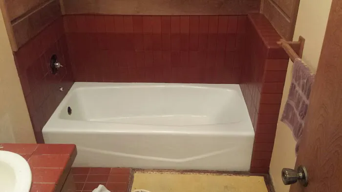 Renew-It Refinishing Picture 3