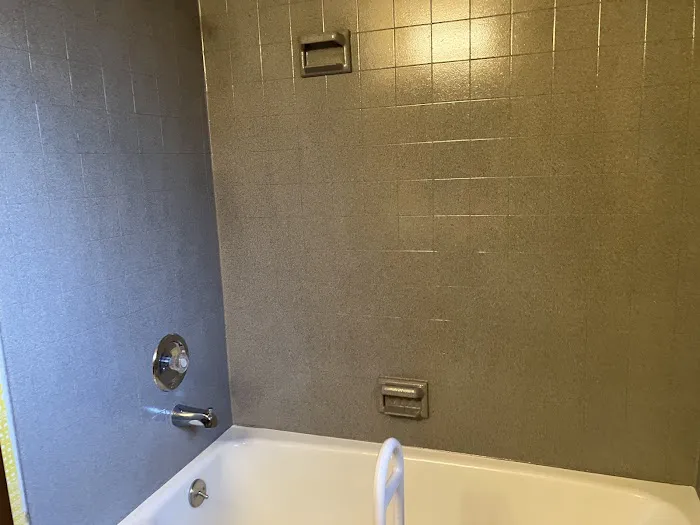 Miracle Method Surface Refinishing Seattle Picture 2