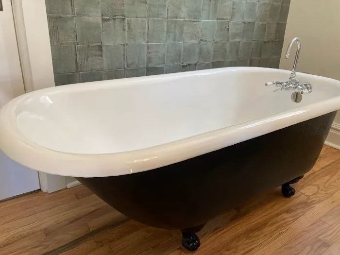 Like New Bathtub Refinishing Picture 6