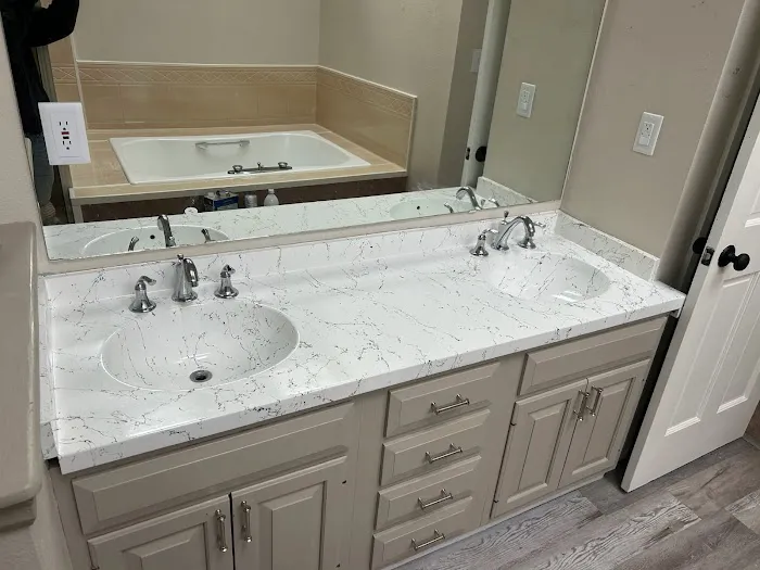 Fresh Look Refinishing Picture 4