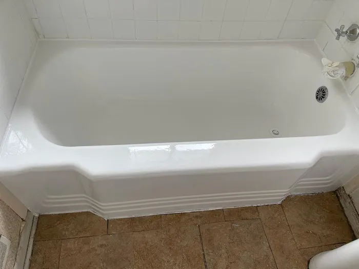 I & L Refinishing Service LLC - Bathtub Refinishing, Bathtub Reglazing in Aurora CO Picture 5