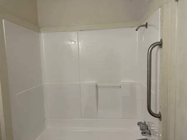 Renew A Surface Refinishing Picture 2