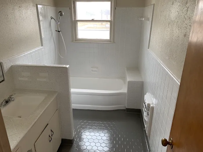 Renew A Surface Refinishing Picture 4
