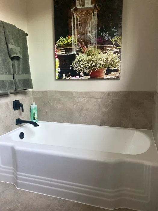 American Bathtub Refinishing Picture 9