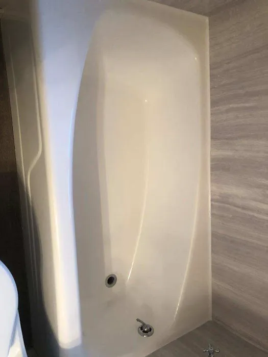 American Bathtub Refinishing Picture 3
