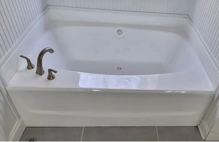 J&S Tub & Tile Refinishing Picture 10