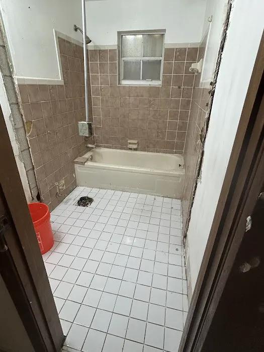 Florida Bathtub Refinishing Picture 13