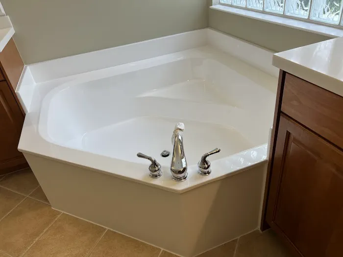 Florida Bathtub Refinishing Picture 14