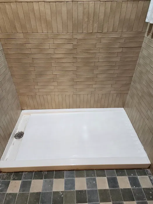 Flora's Tub Repair LLC Picture 8