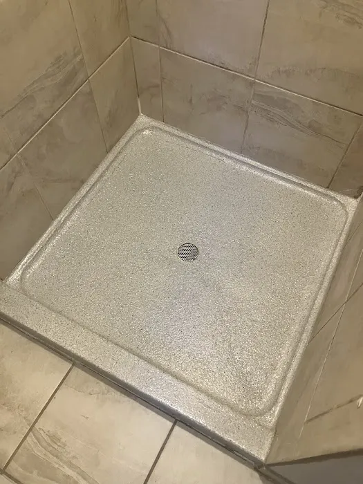 Kansas City Bathtub & Tile Reglazing Picture 2