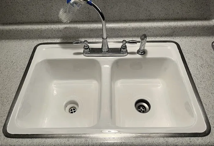 Odorless Tub and Sink Refinishing Company Picture 3