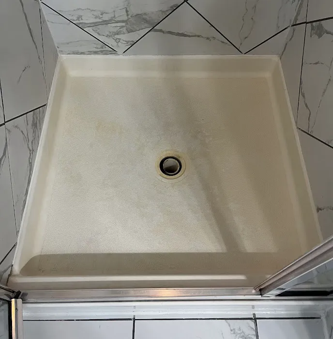 Odorless Tub and Sink Refinishing Company Picture 4