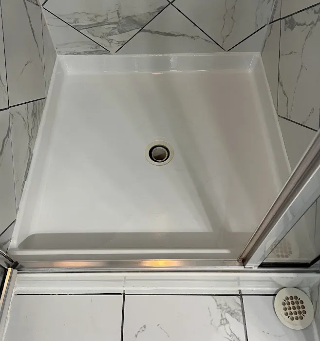 Odorless Tub and Sink Refinishing Company Picture 1