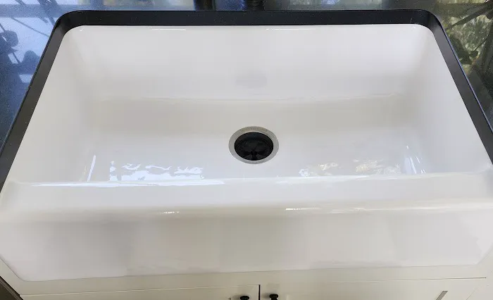 Bathtub Refinishing And Fiberglass Expert LLC Picture 2
