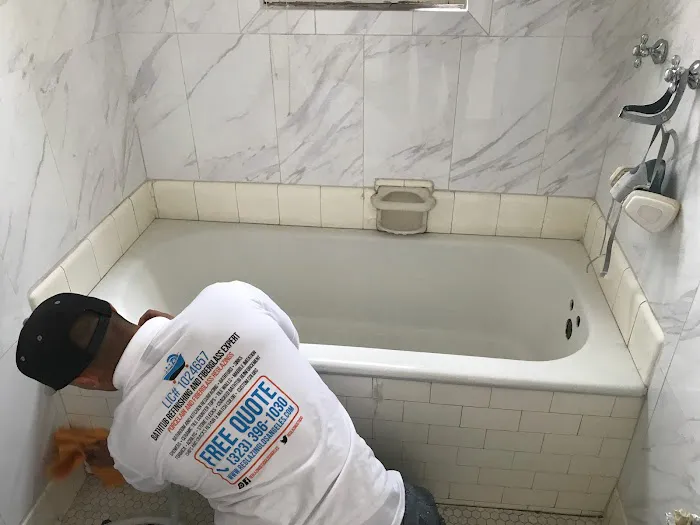 Bathtub Refinishing And Fiberglass Expert LLC Picture 4