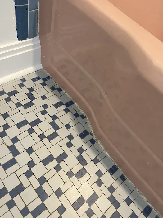A New Beginning Refinishing LLC & The Tubcut (R) Picture 1