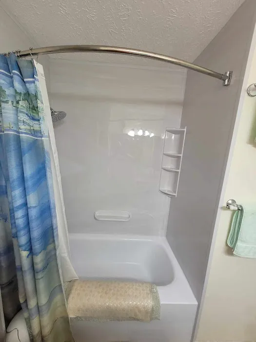Bath Fitter Picture 4