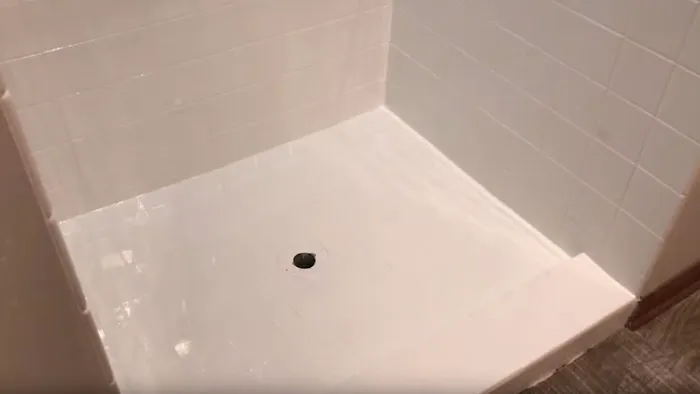 Pro Bathtub Refinishing Picture 4