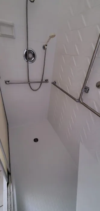 Bath and Kitchen Refinishing Solutions LLC Picture 8