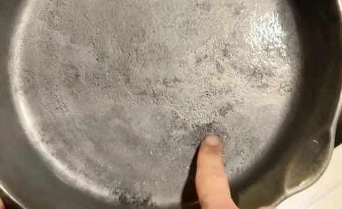 DIY Methods for Cast Iron Pan Restoration: Step-by-Step Guide for Beginners