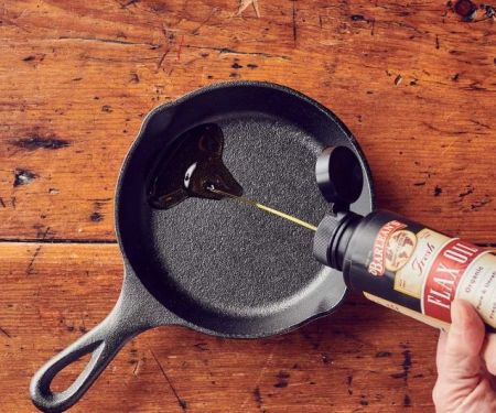 Benefits of Seasoning a Cast Iron Skillet | How to Enhance Your Cookware