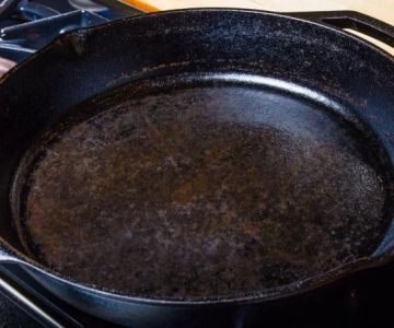 Common Mistakes in Seasoning a Cast Iron Skillet