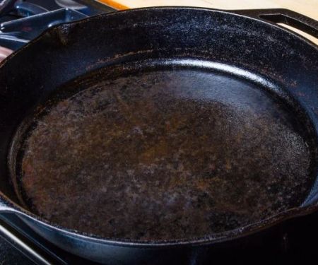 Common Mistakes in Seasoning a Cast Iron Skillet