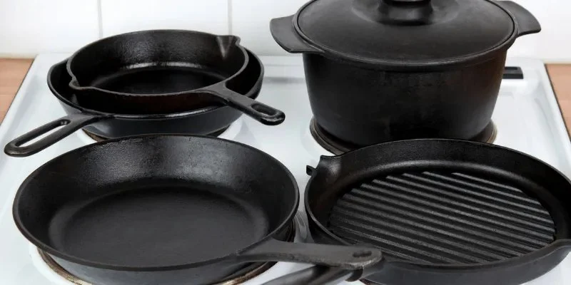 Benefits of Vintage Cast Iron Cookware: Durability, Heat Retention, and More