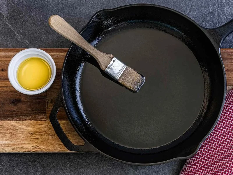How to Identify Vintage Seasoning on a Cast Iron Skillet