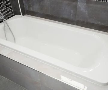 How Long Does Bathroom Refinishing Last? Average Lifespan and Maintenance Tips