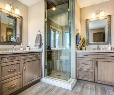 How Much Should You Tip Your Bathroom Remodeling Crew? Etiquette and Industry Norms