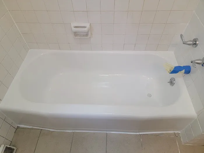 D&E Bathtubs Refinishing, LLC Picture 4